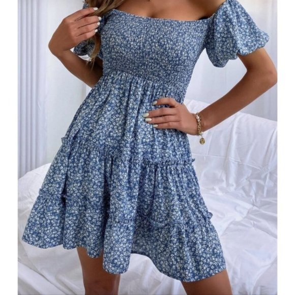 Off The Shoulder Floral Dress - Picture 3 of 5